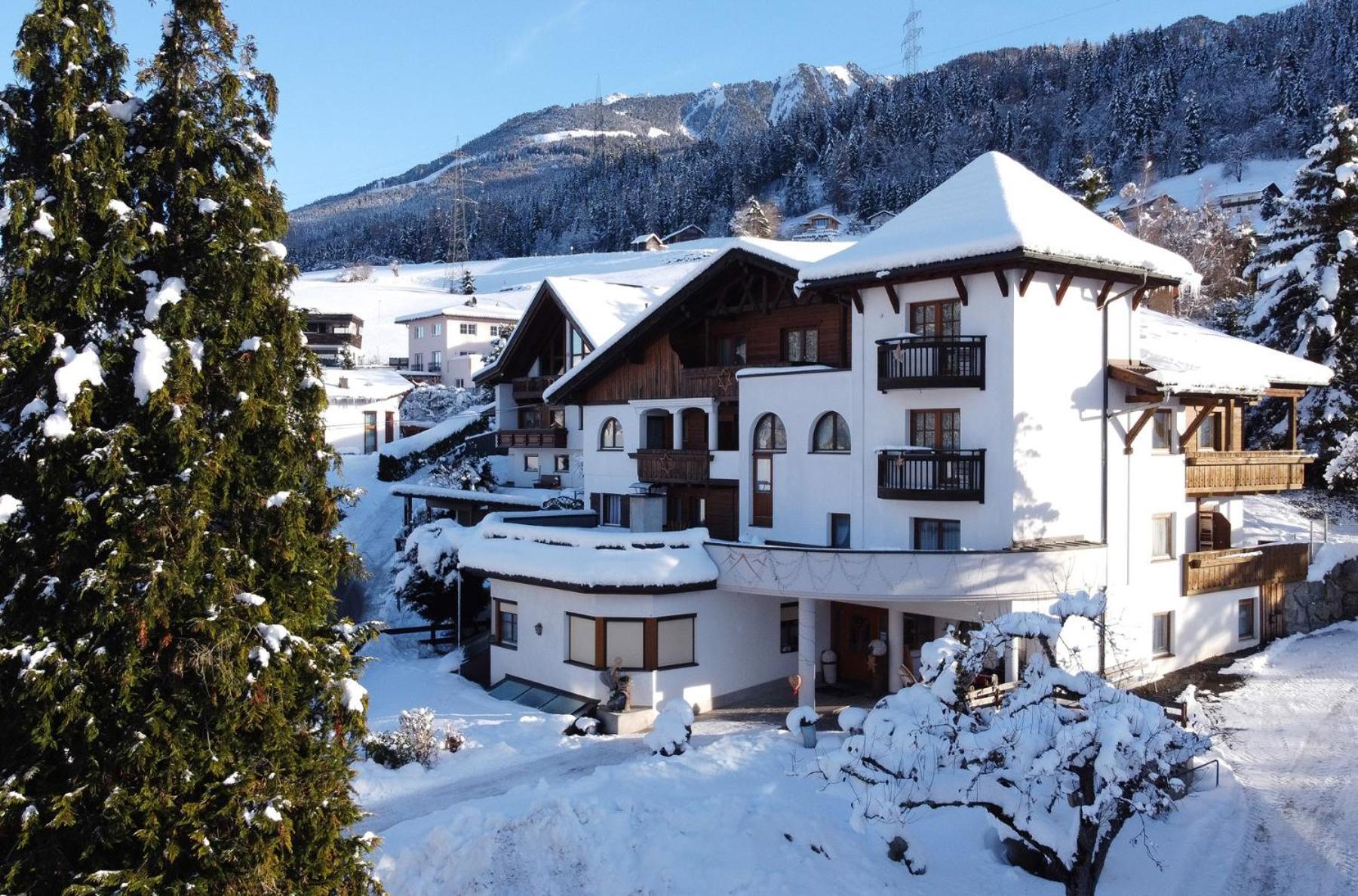 Hotel Bergland 3*